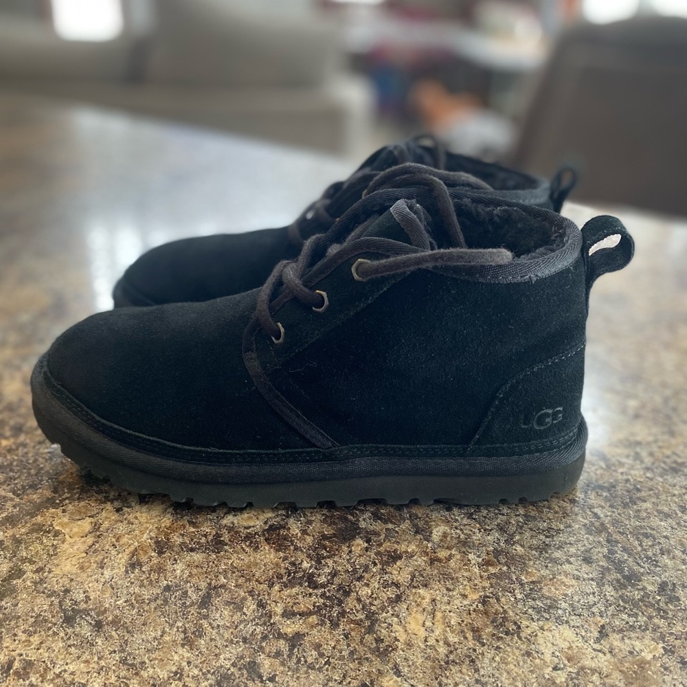 Black UGG Neumel Boots size 8